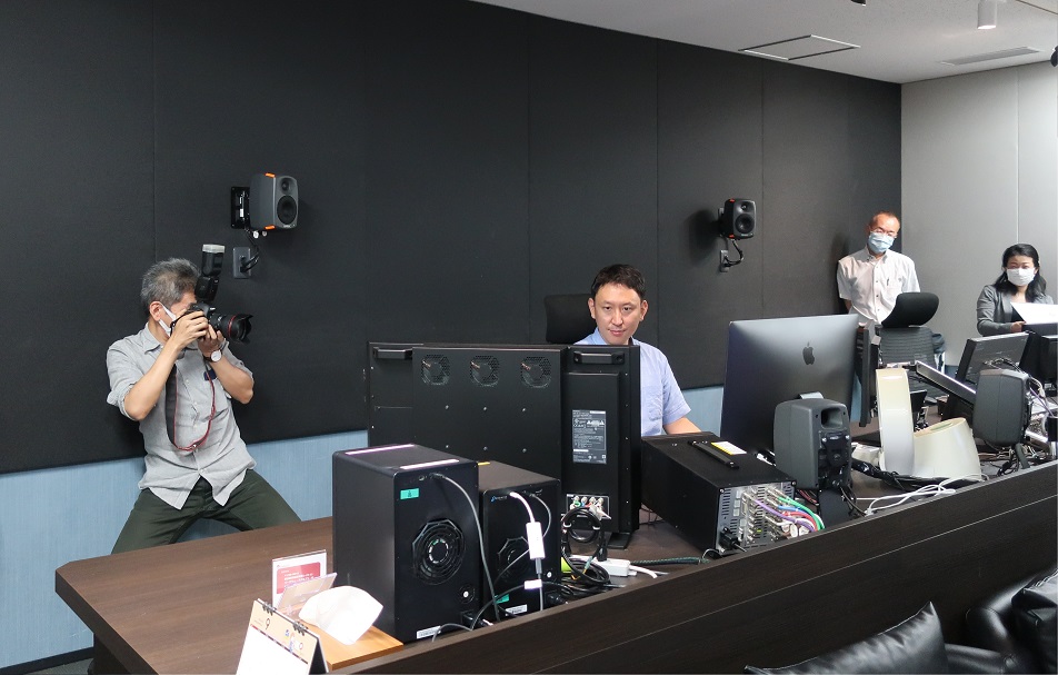 取材対応時の様子②